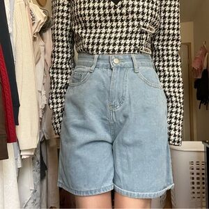 high waisted light blue jorts size small